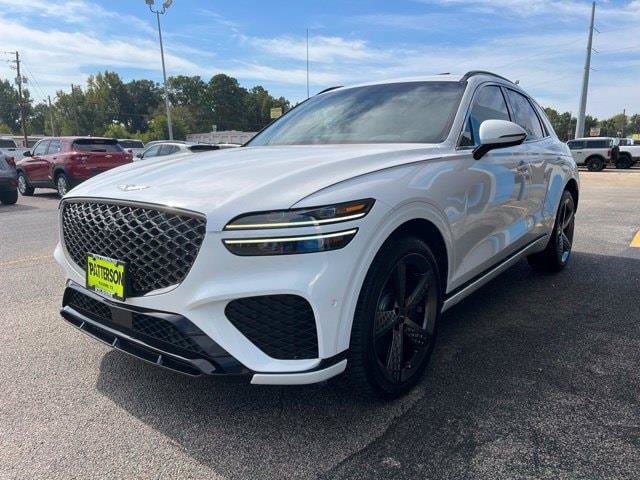 Used 2022 Genesis GV70 3.5T Sport w/ Sport Prestige Package AWD/4WD image 3