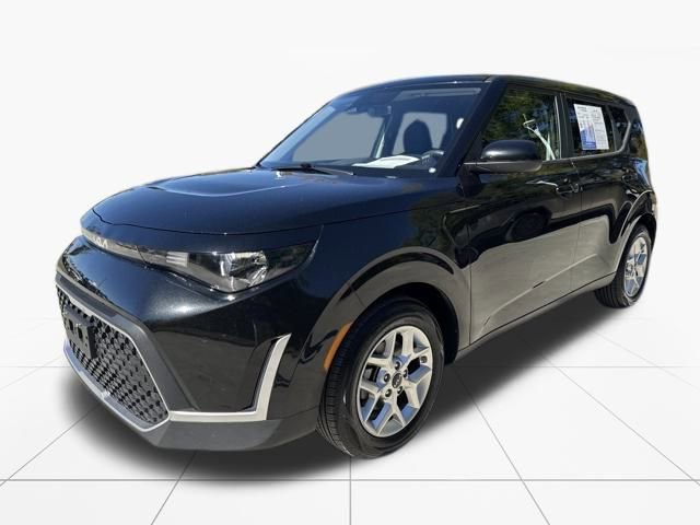Used 2024 Kia Soul LX w/ Option Group 015 video 3