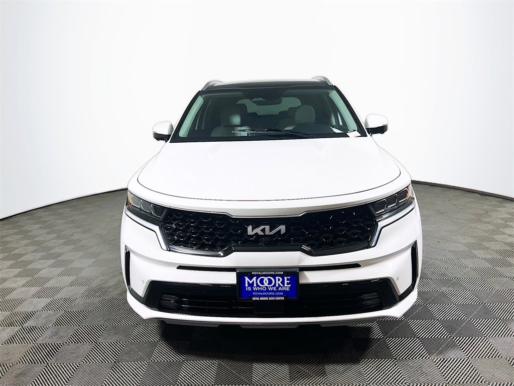 Used 2023 Kia Sorento SX Prestige image 3
