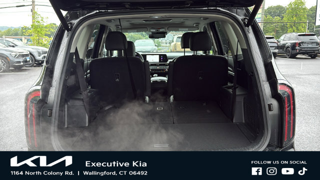 Certified 2024 Kia Telluride EX w/ EX Captain's Chair Package AWD/4WD image 30