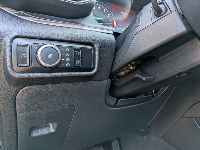 Used 2023 Ford Explorer Limited image 16