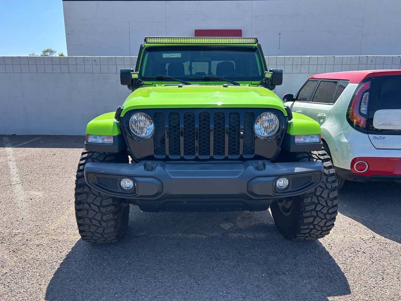 Used 2021 Jeep Gladiator Sport AWD/4WD image 3