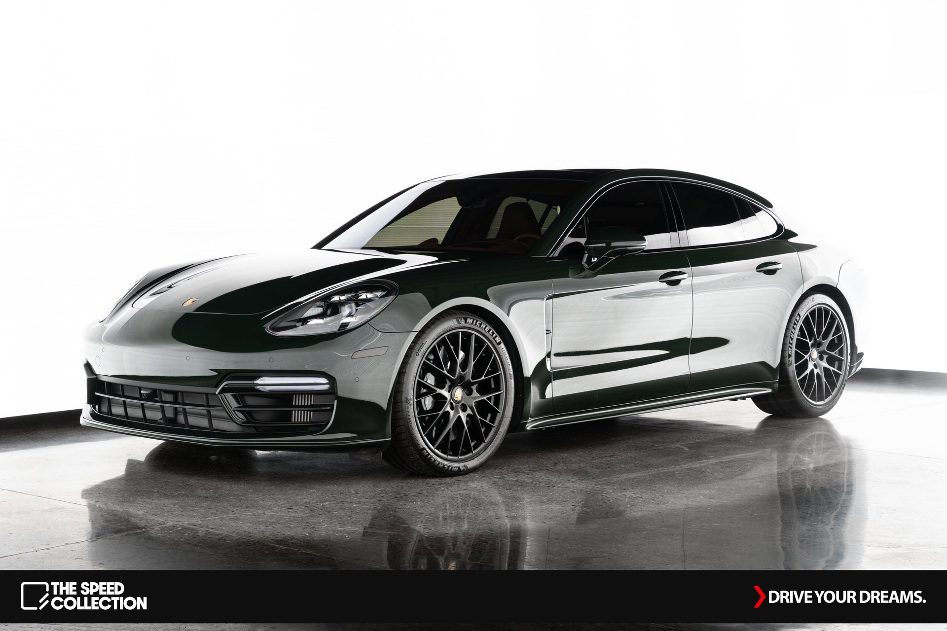 Used 2022 Porsche Panamera Turbo S image 4