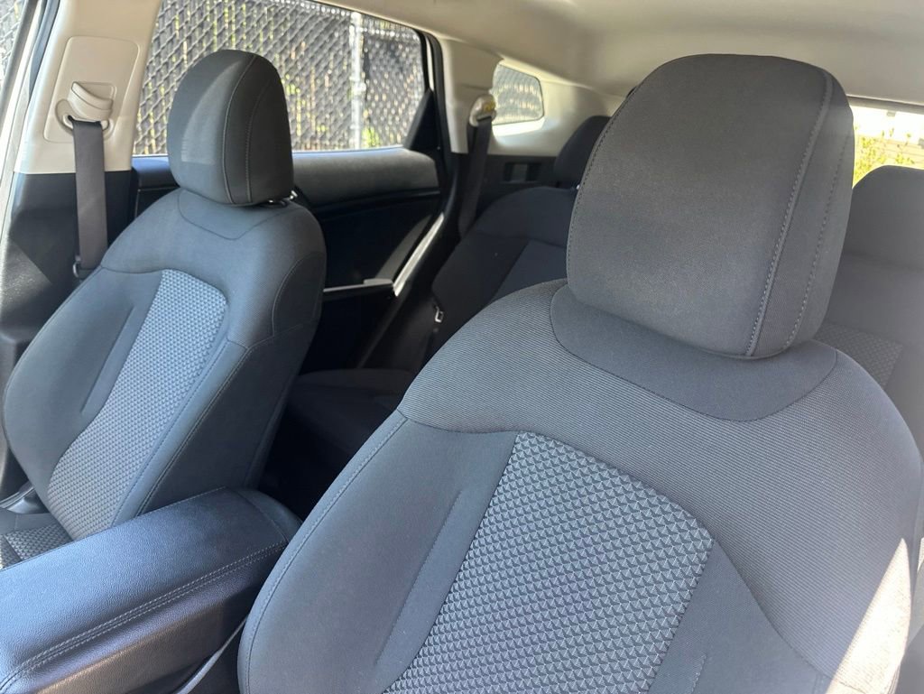 Used 2023 Kia Sportage LX AWD/4WD image 11