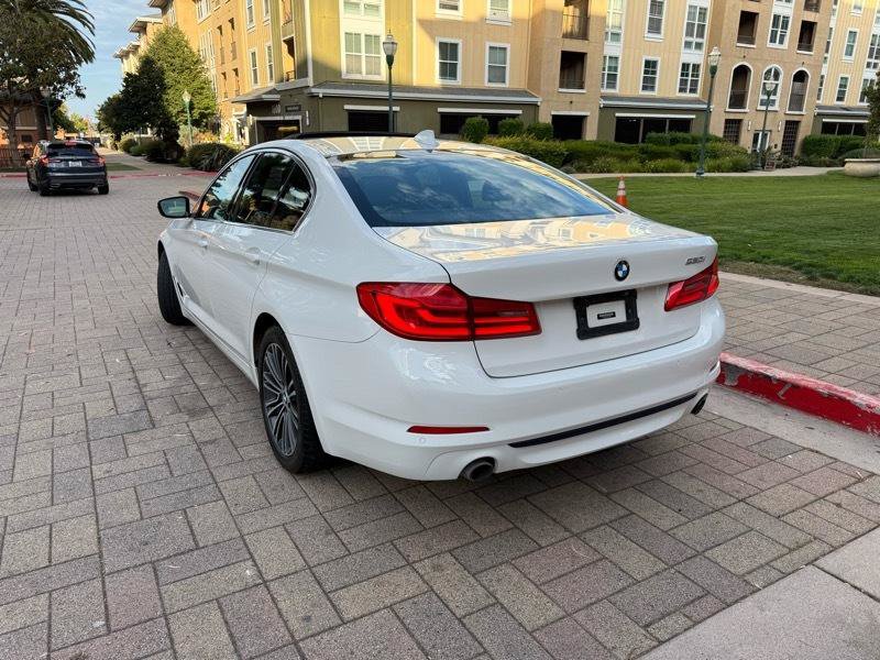 Used 2020 BMW 530i w/ Convenience Package RWD image 6