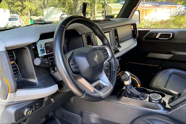 Used 2022 Ford Bronco Badlands image 14