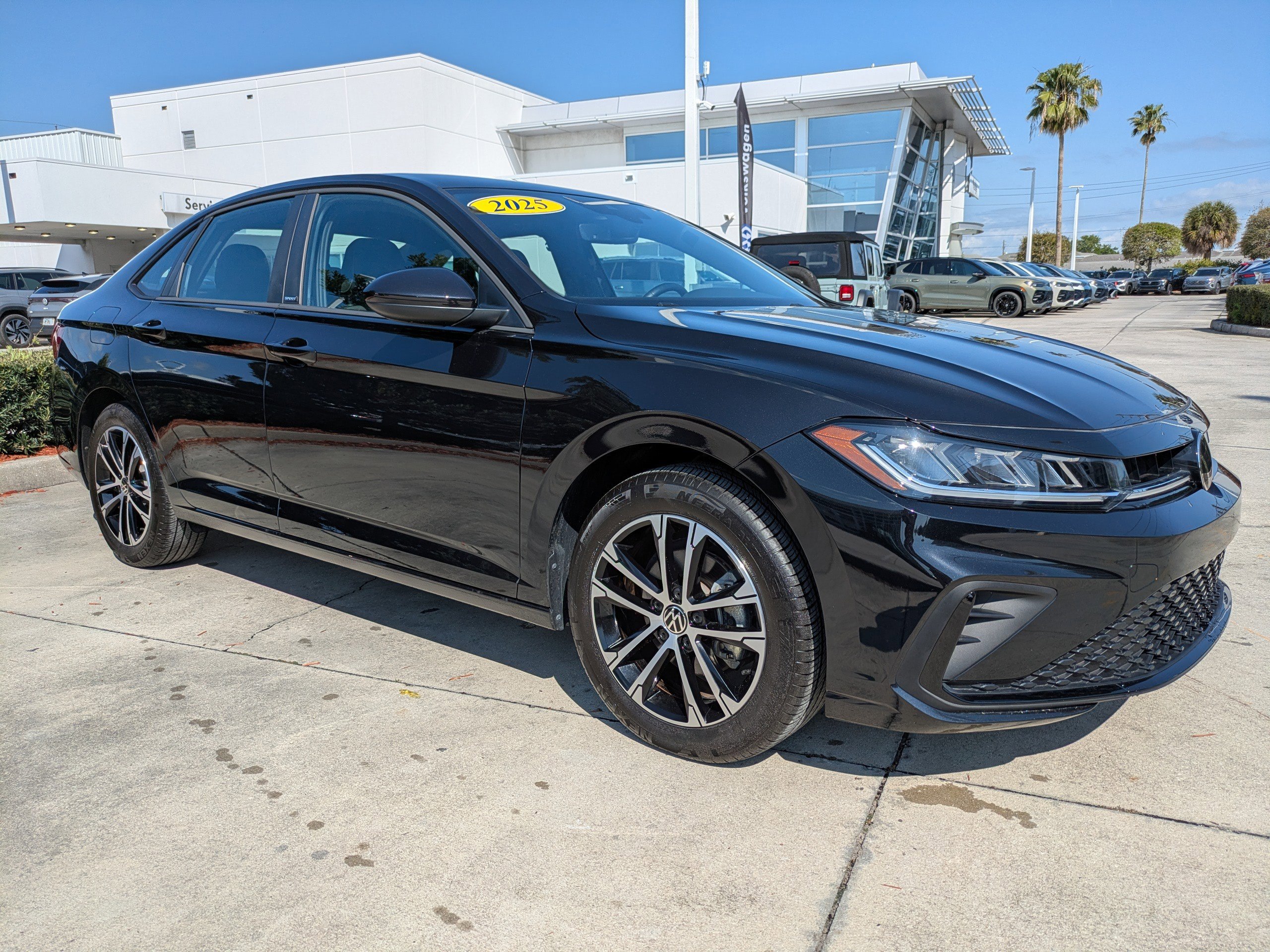 Certified 2025 Volkswagen Jetta Sport image 2