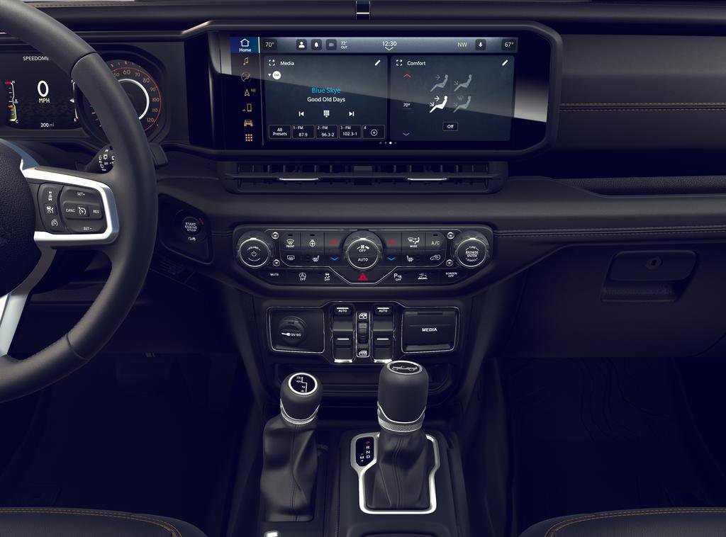 New 2026 Jeep Wrangler Unlimited Sahara AWD/4WD image 5