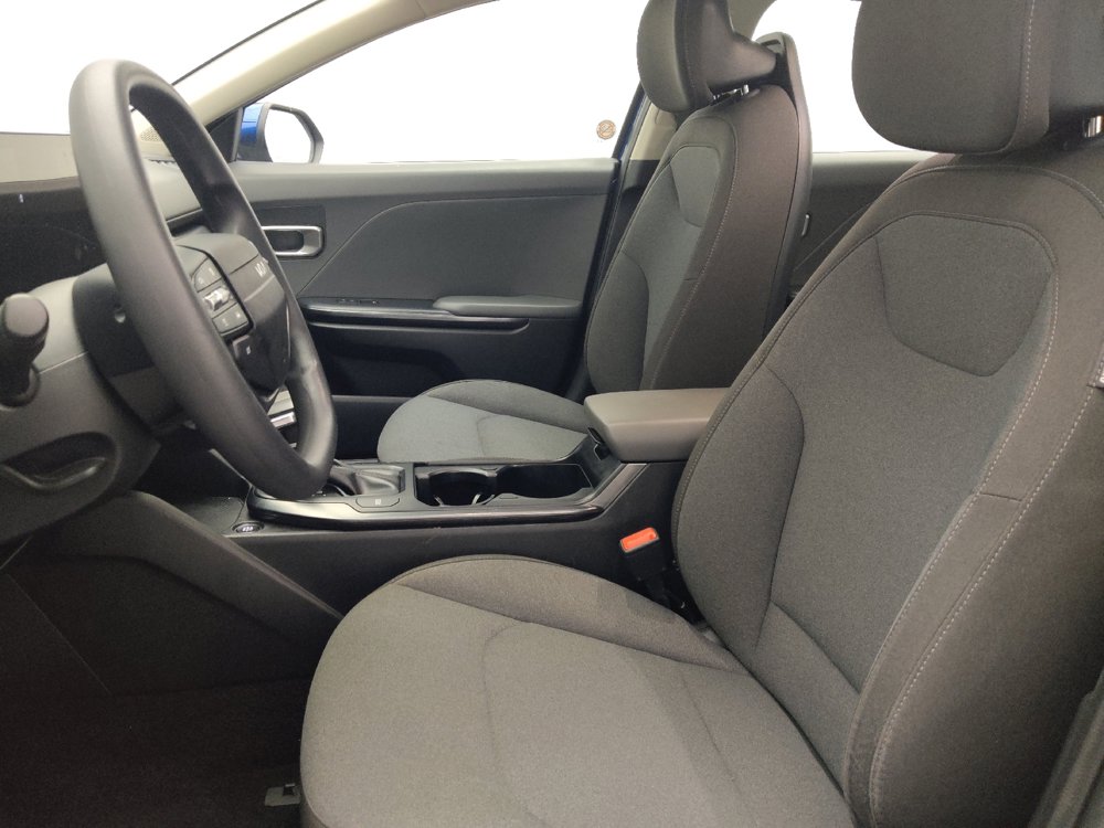 Used 2025 Kia K4 FWD image 17