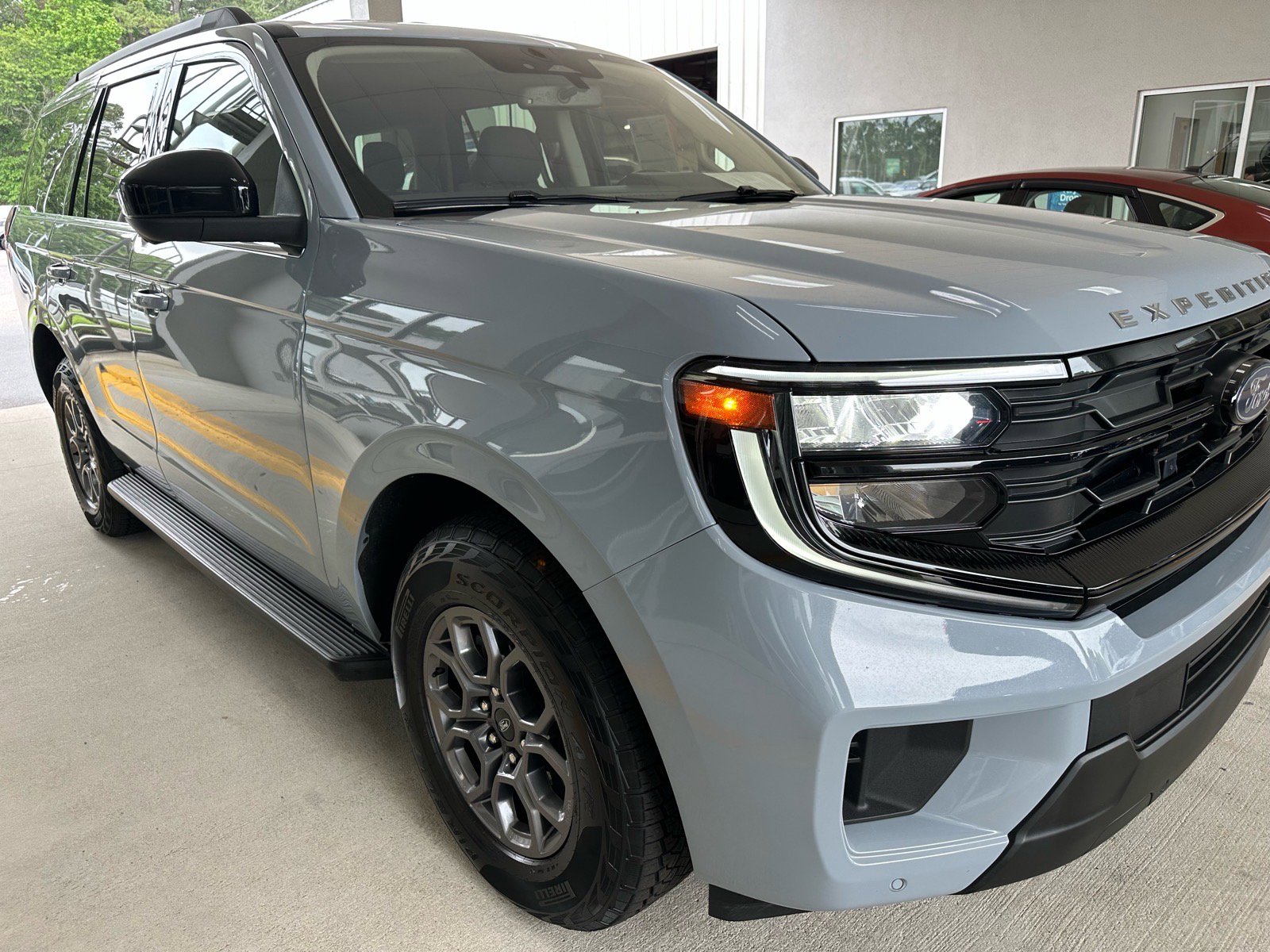 Certified 2025 Ford Expedition Active RWD image 7