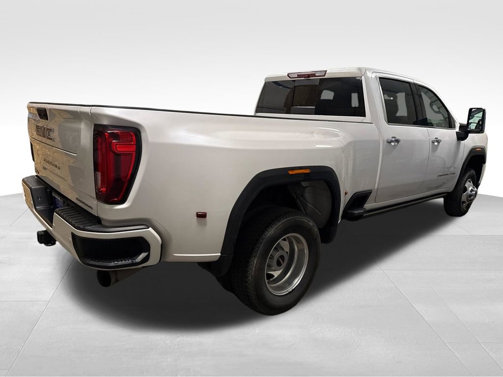Used 2021 GMC Sierra 3500 Denali w/ Denali Ultimate Package image 4