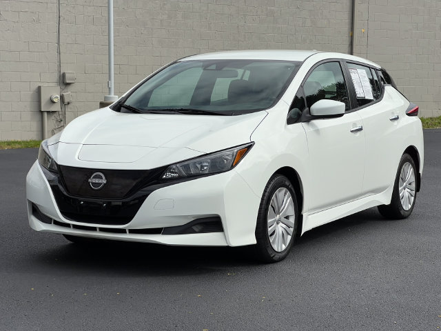 Used 2025 Nissan Leaf S FWD image 32