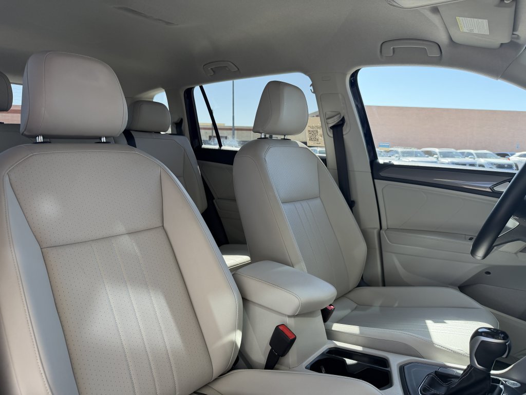 Used 2022 Volkswagen Tiguan SE FWD image 41
