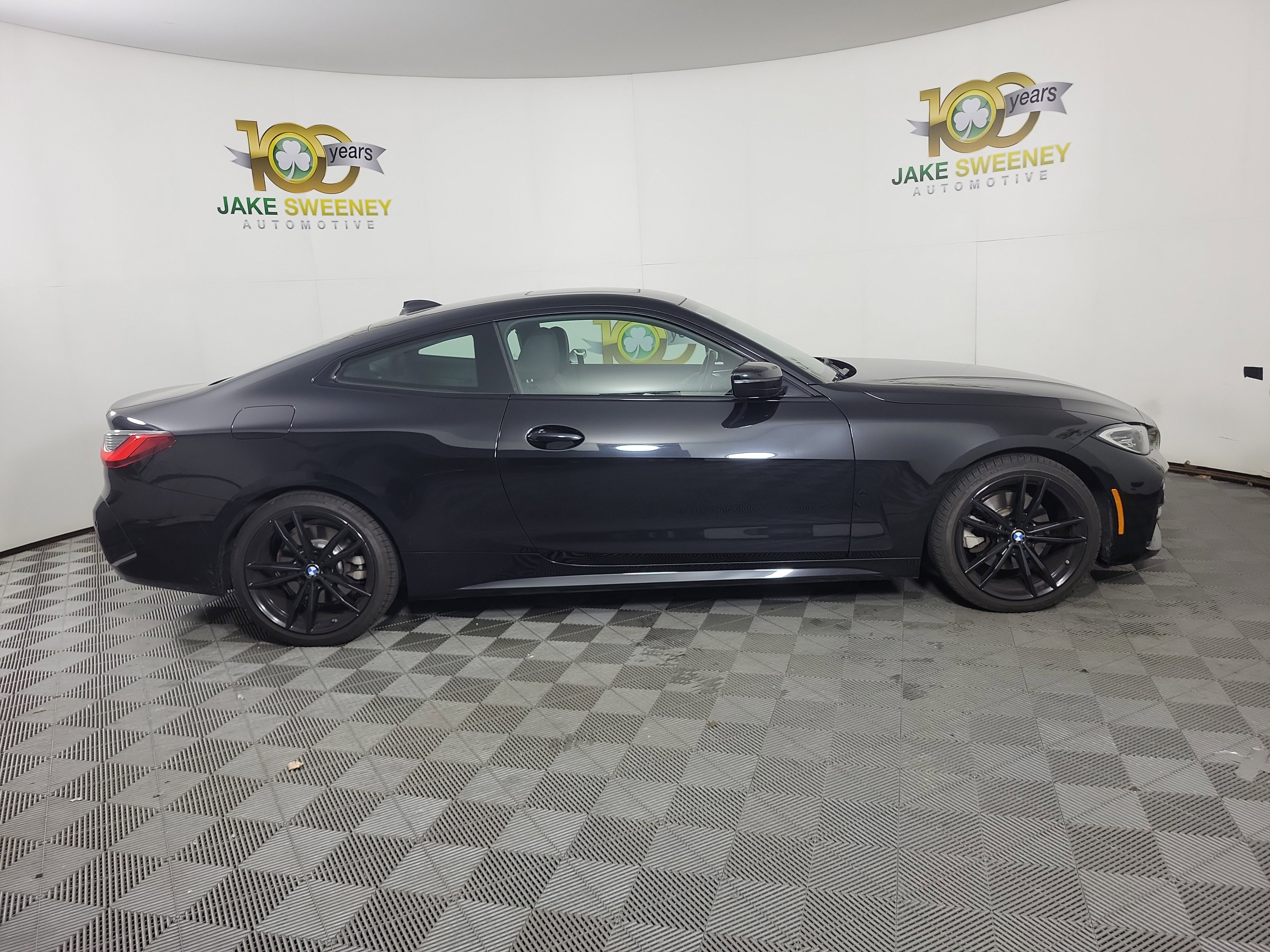Used 2021 BMW 430i xDrive Coupe w/ M Sport Package AWD/4WD image 4