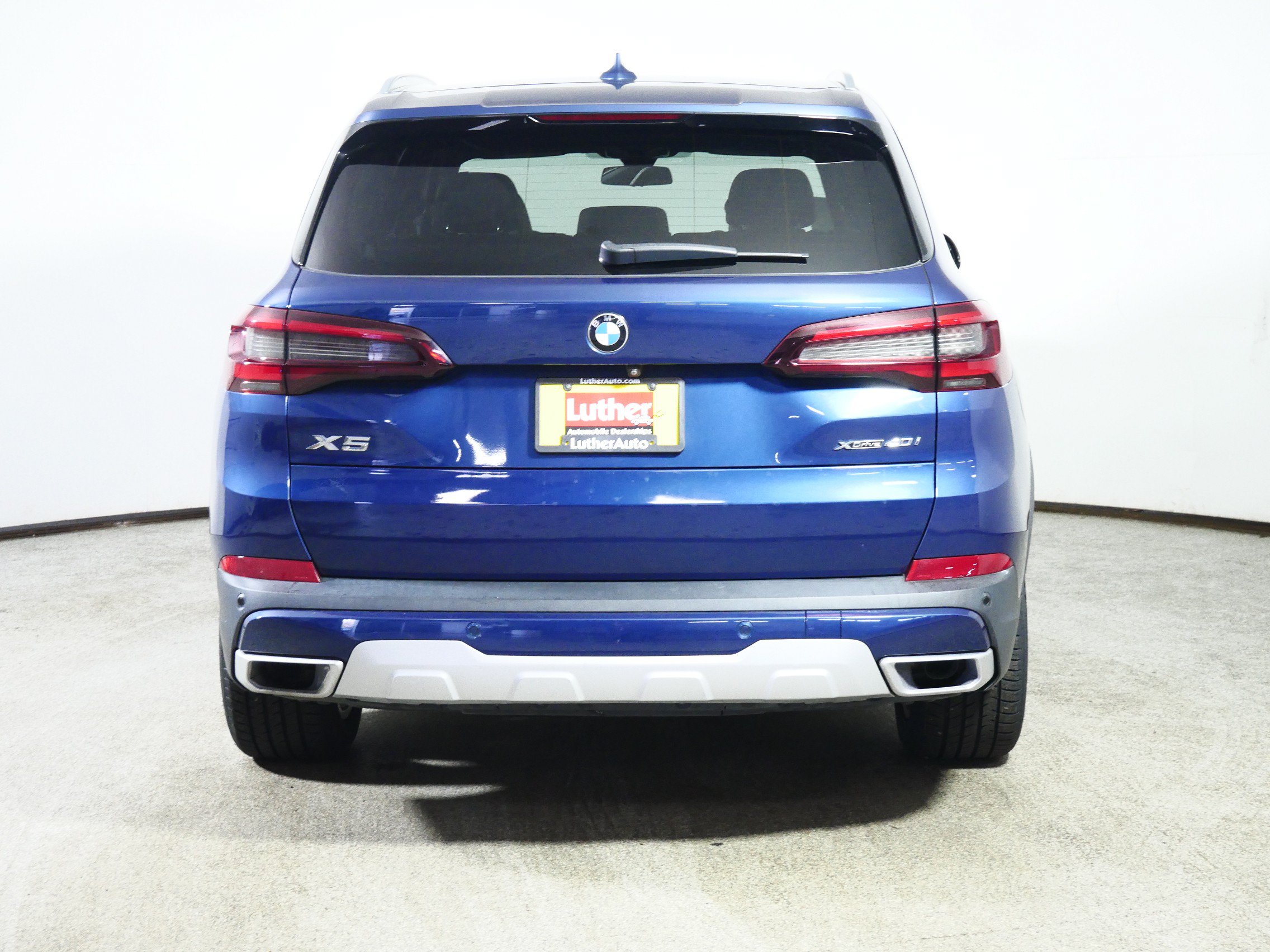 Used 2022 BMW X5 xDrive40i w/ Premium Package AWD/4WD image 6
