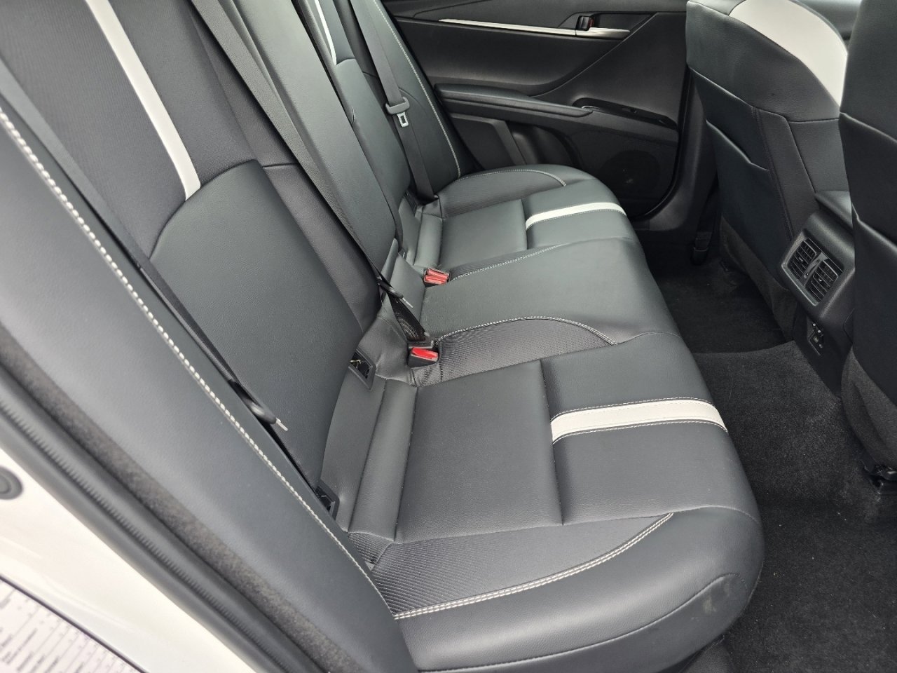 Certified 2025 Toyota Camry SE image 11