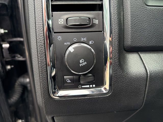 Used 2017 RAM 1500 Laramie w/ Convenience Group image 21