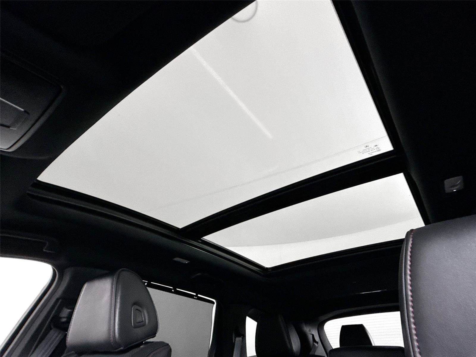 Used 2023 Acura MDX A-Spec image 6