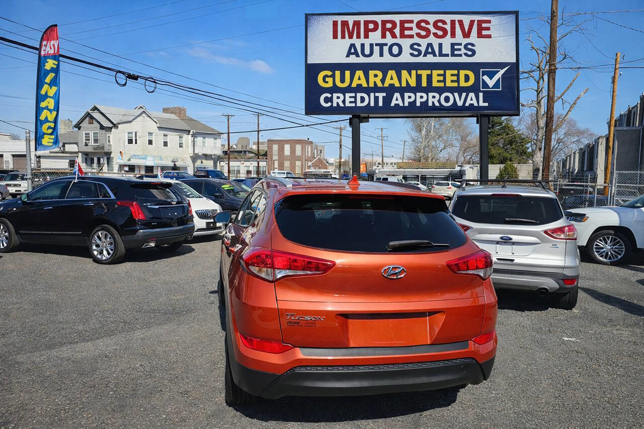 Used 2017 Hyundai Tucson SE Plus w/ Cargo Package image 3