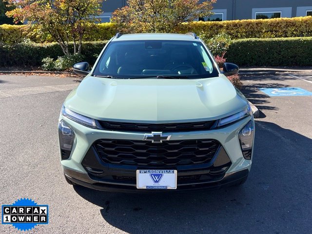 Used 2024 Chevrolet Trax ACTIV FWD image 2