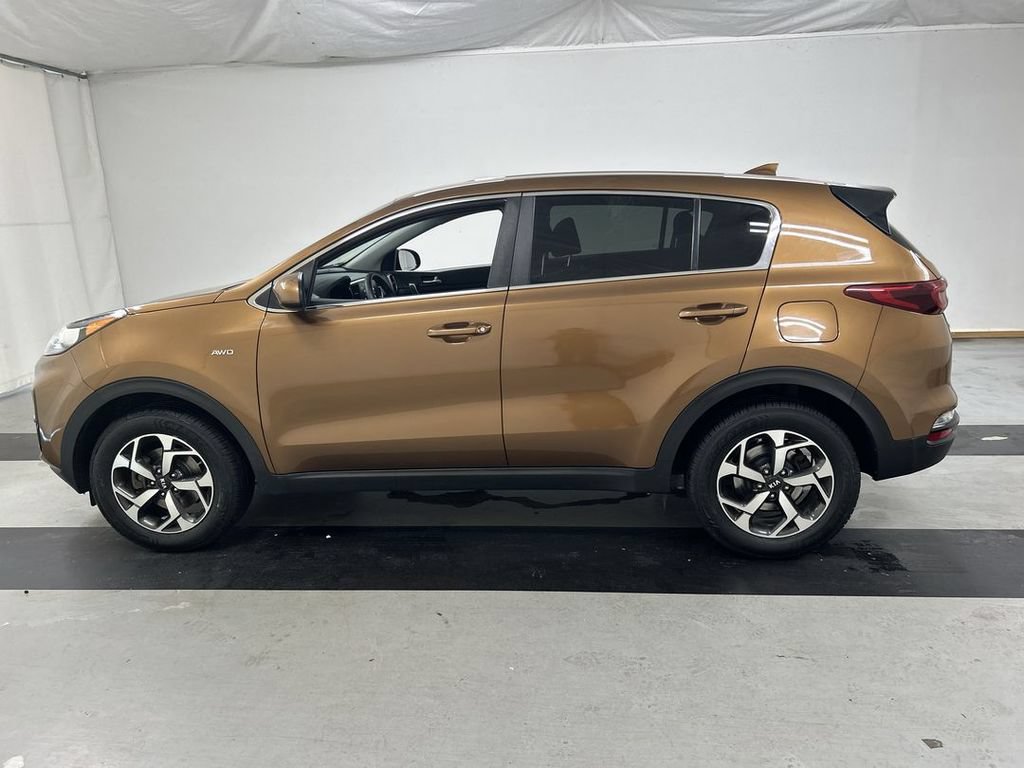 Used 2020 Kia Sportage LX AWD/4WD image 6