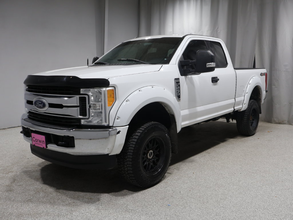Used 2017 Ford F250 XLT AWD/4WD image 7