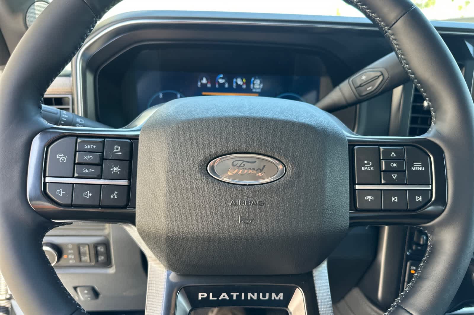 New 2026 Ford F350 Platinum w/ FX4 Off-Road Package AWD/4WD image 24