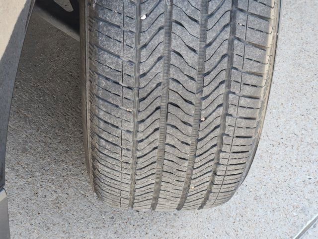 Used 2021 Chevrolet Equinox LS w/ LS Convenience Package image 26