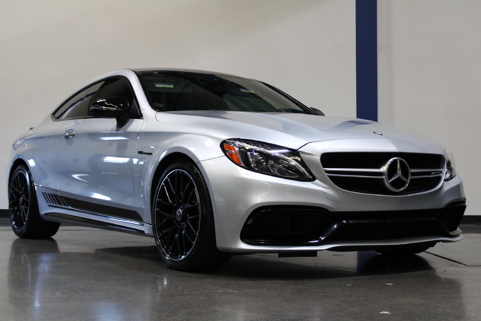 Used 2017 Mercedes-Benz C 63 AMG Coupe image 4