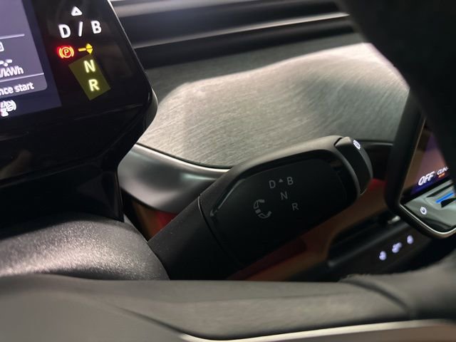 New 2025 Volkswagen ID. Buzz Pro S image 22