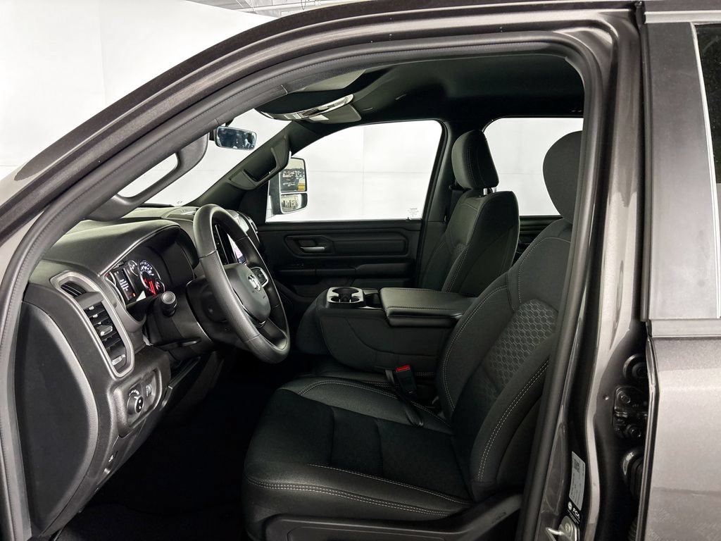 New 2026 RAM 1500 Express AWD/4WD image 11