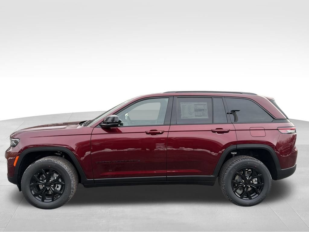 New 2025 Jeep Grand Cherokee Altitude image 6