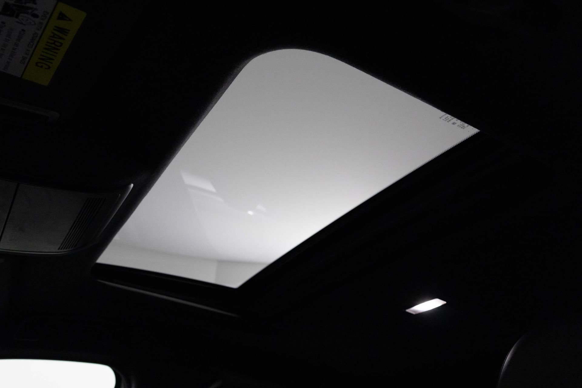 Used 2023 MAZDA MAZDA3 s image 34