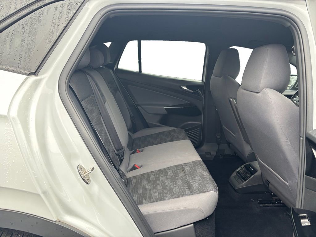 Used 2021 Volkswagen ID.4 Pro image 23