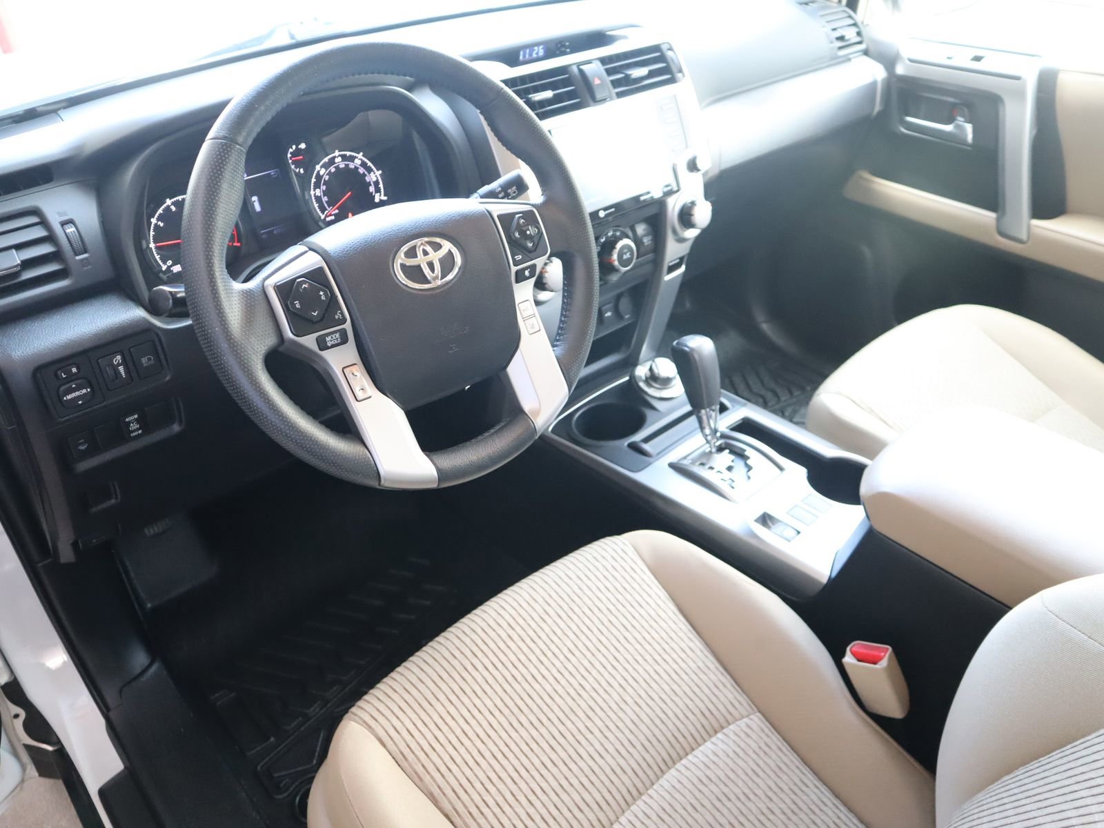 Used 2021 Toyota 4Runner SR5 AWD/4WD image 23