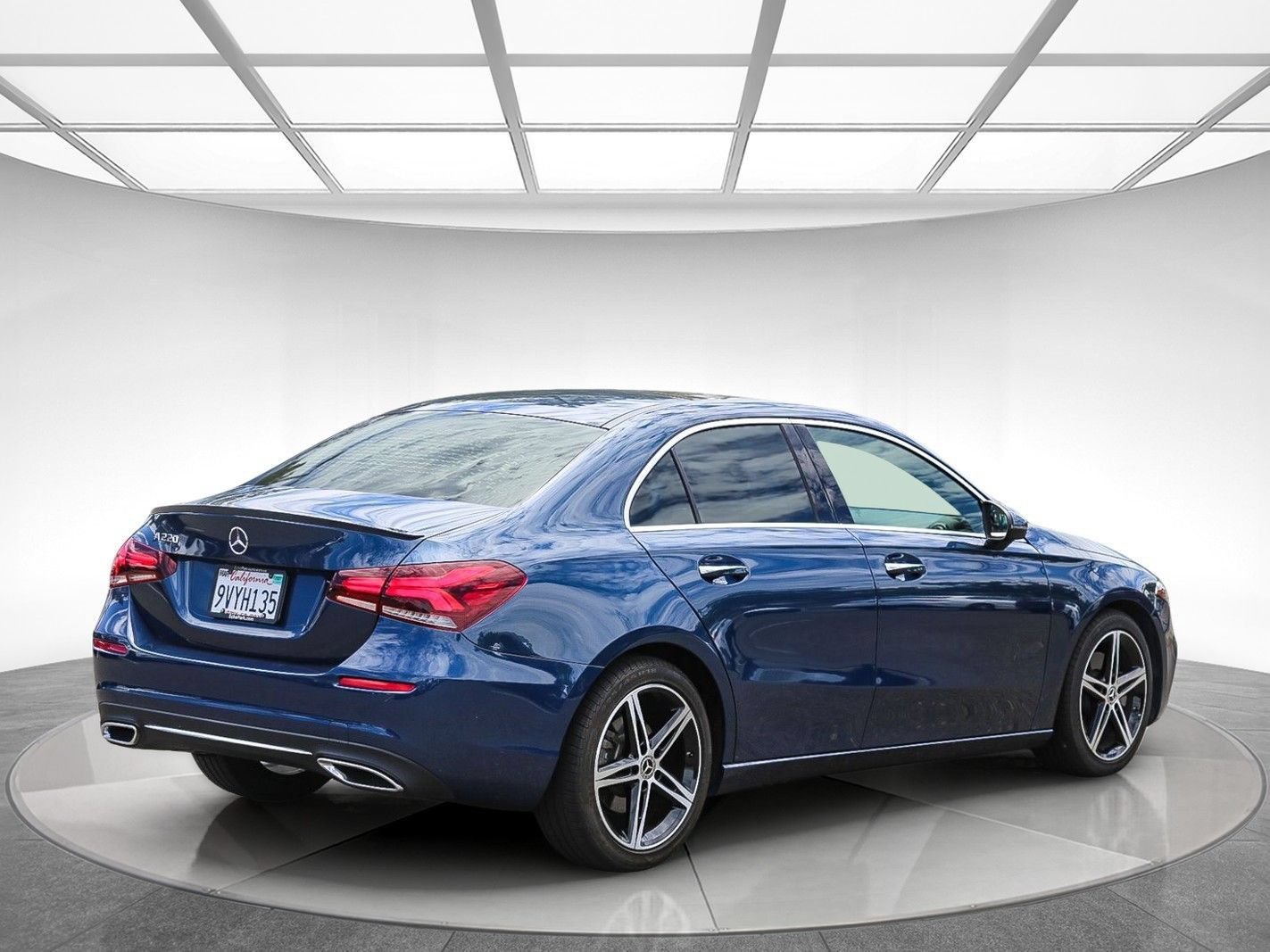 Certified 2021 Mercedes-Benz A 220 image 3
