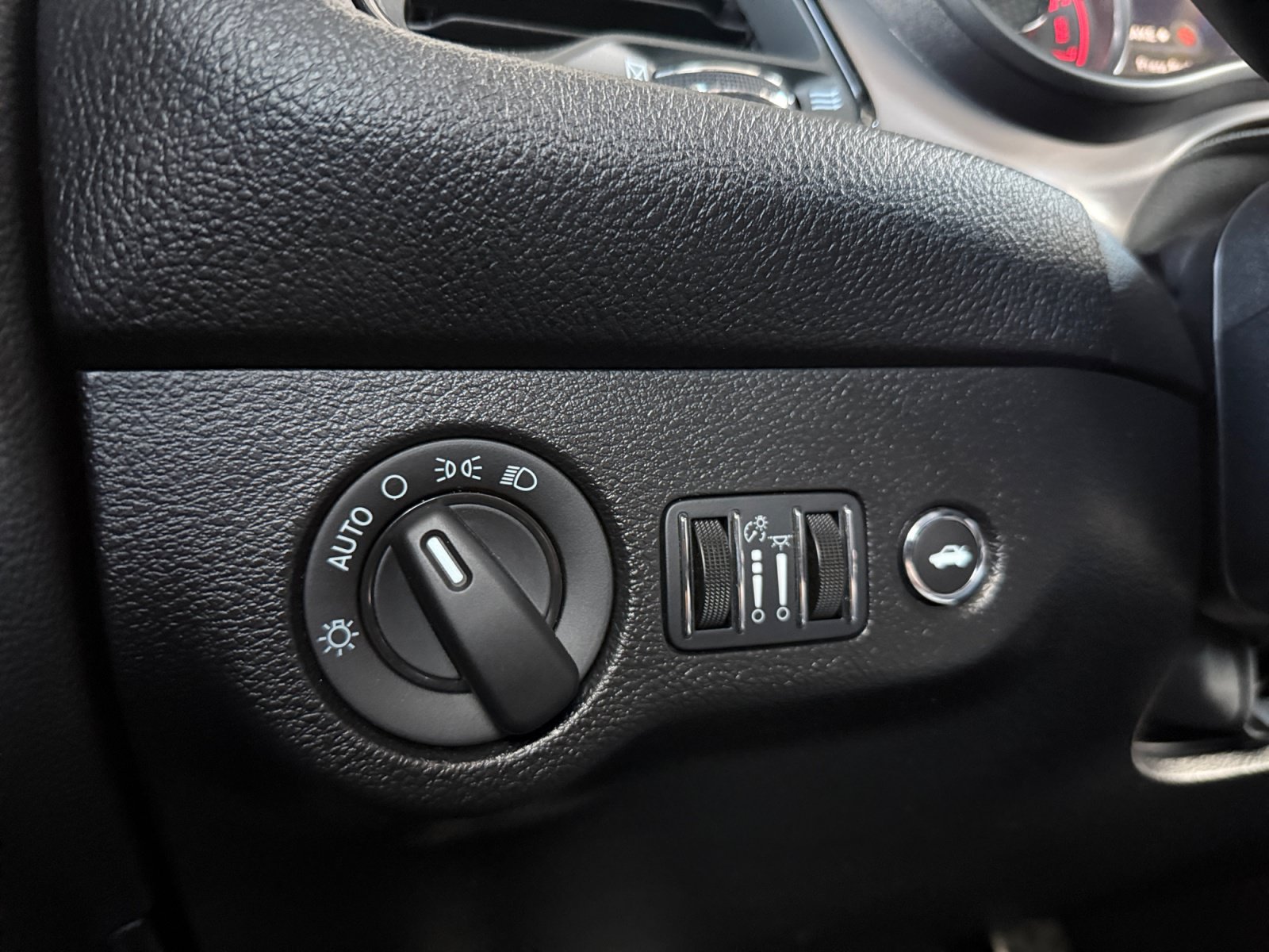 Used 2023 Dodge Challenger R/T Scat Pack RWD image 23