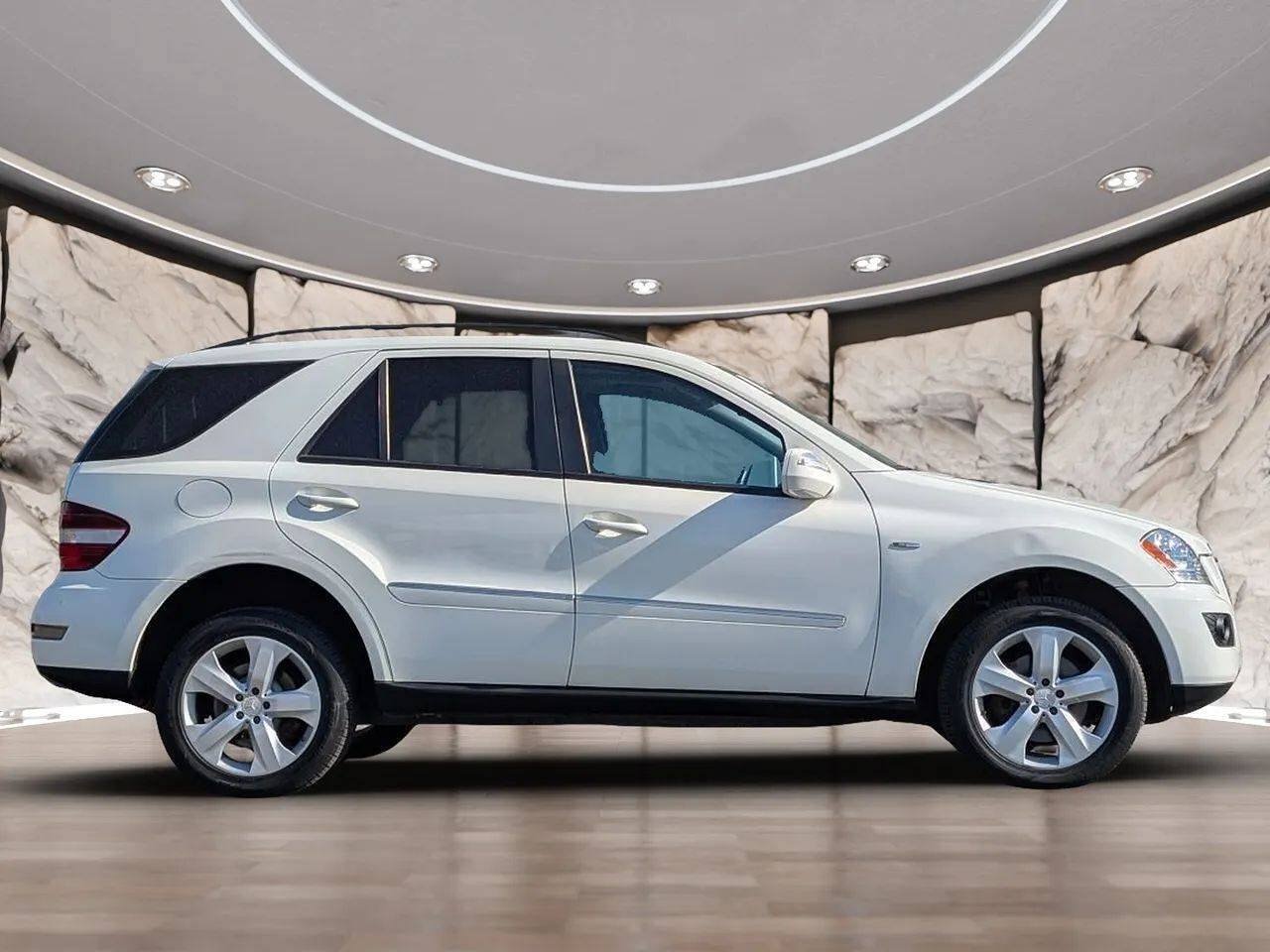 Used 2009 Mercedes-Benz ML 320 BlueTEC 4MATIC image 15