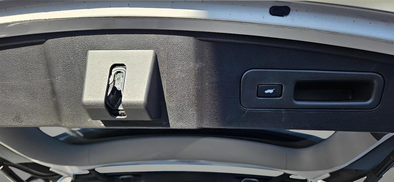 Used 2020 Acura MDX SH-AWD w/Technology Pkg image 22