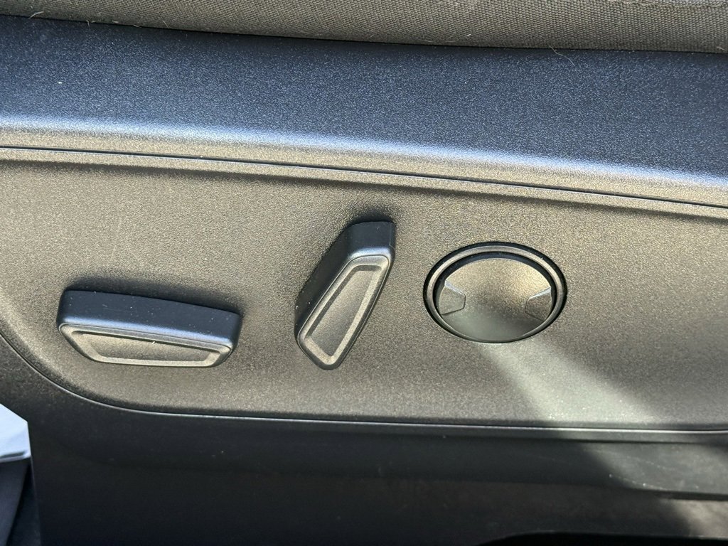 Used 2024 Ford Escape Active image 8