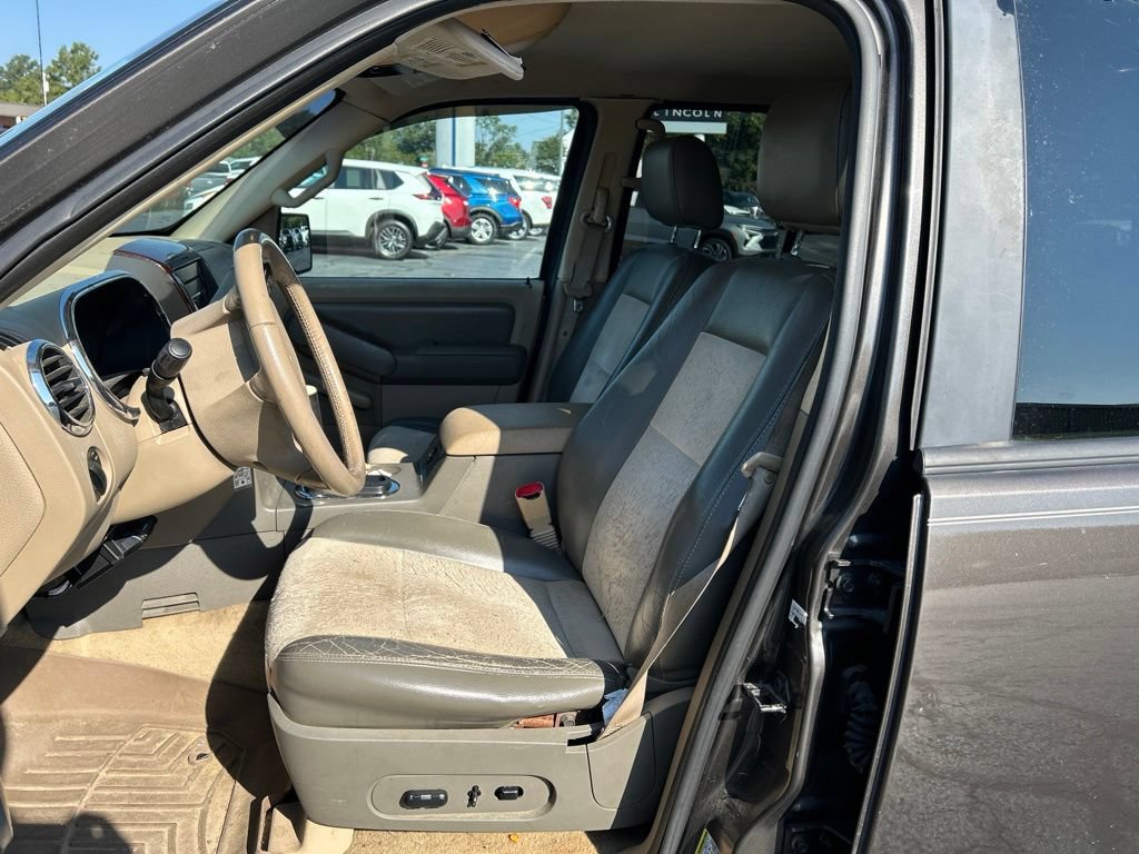 Used 2007 Ford Explorer Eddie Bauer RWD image 11