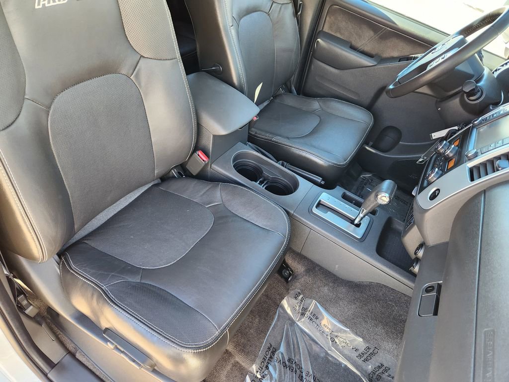 Used 2017 Nissan Frontier PRO-4X w/ Pro-4x Luxury Package image 11