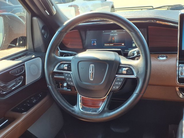 Certified 2023 Lincoln Navigator Reserve RWD image 8
