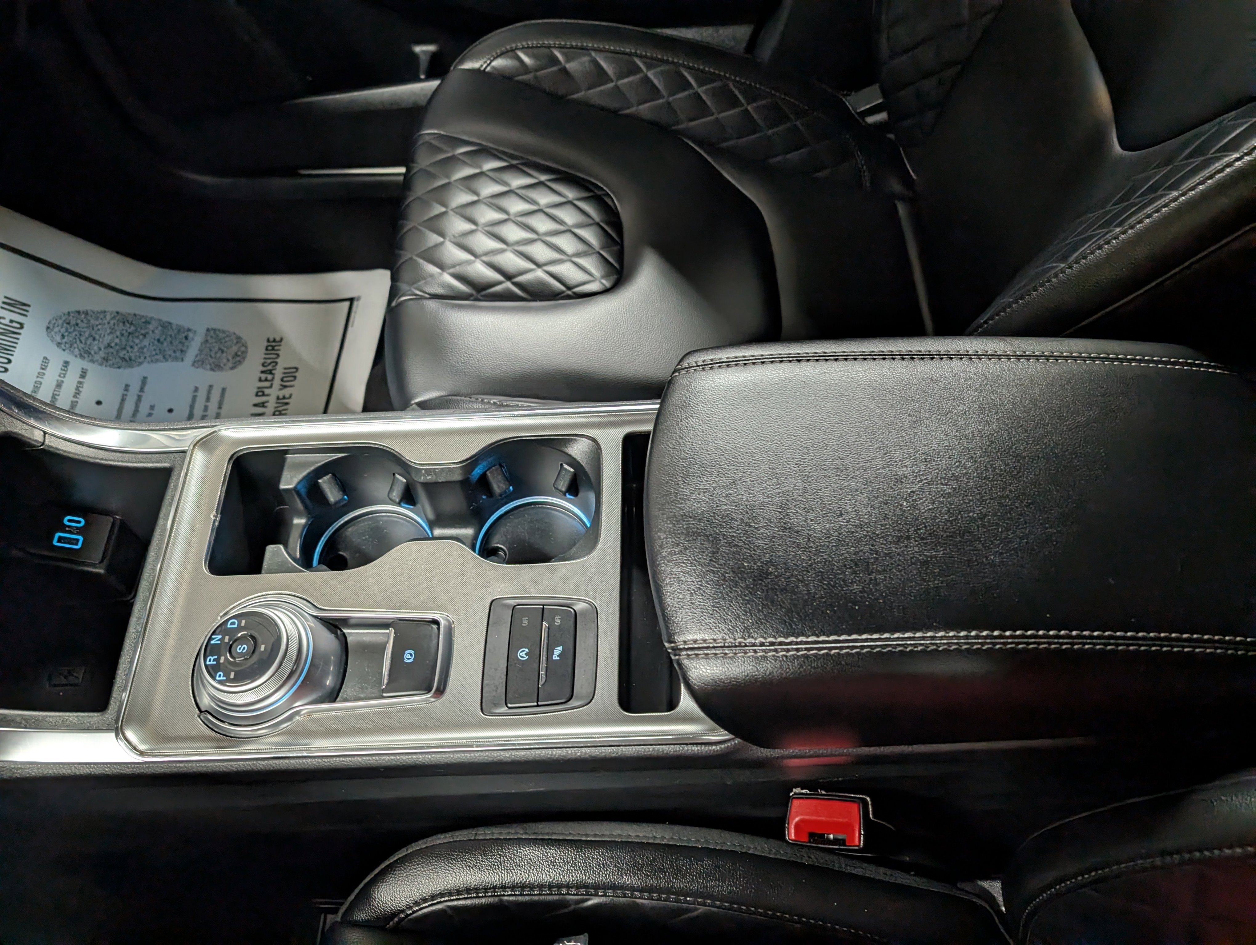 Used 2024 Ford Edge Titanium AWD/4WD image 15