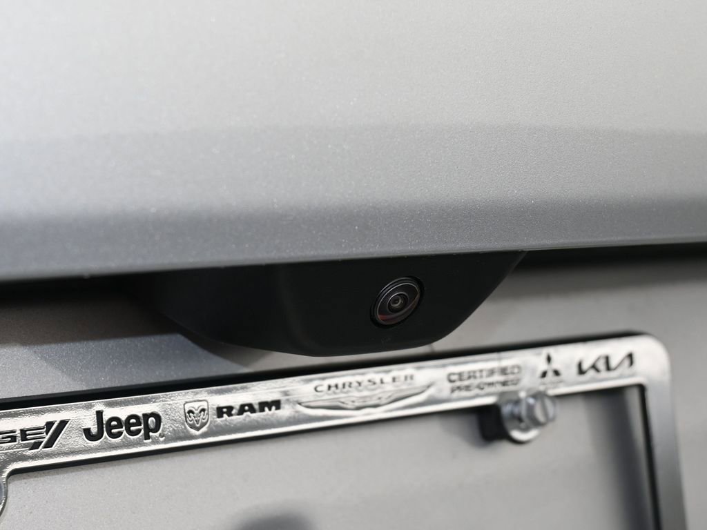 New 2025 Jeep Grand Cherokee Altitude image 31