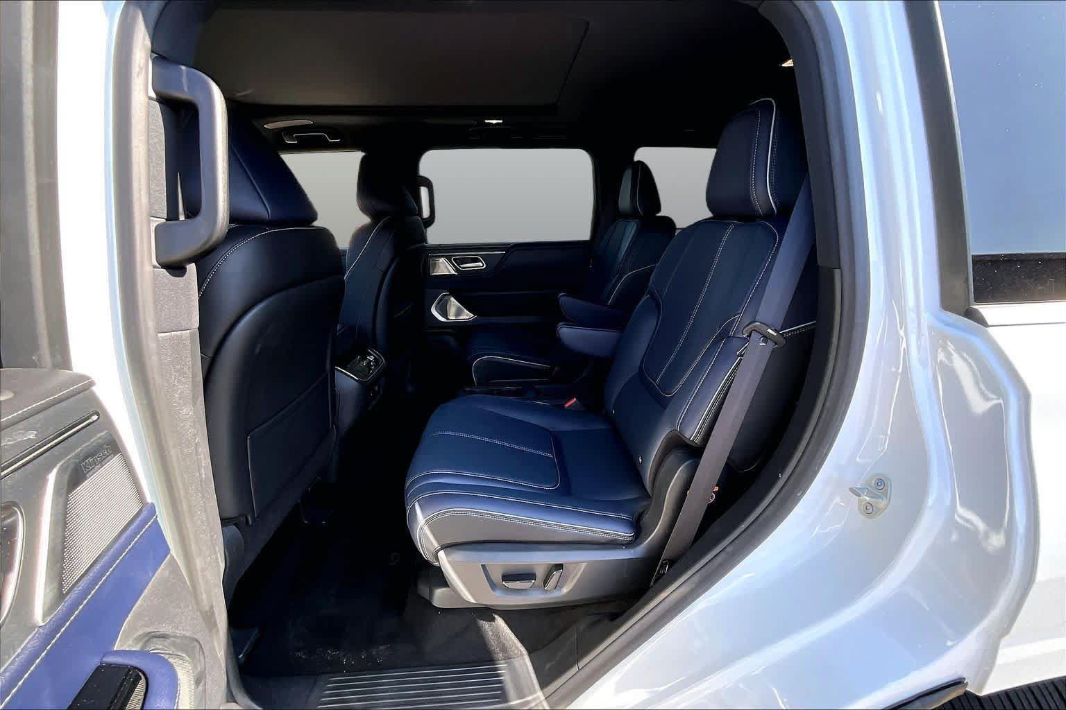Used 2026 INFINITI QX80 4WD w/ Sport Exterior Package image 20