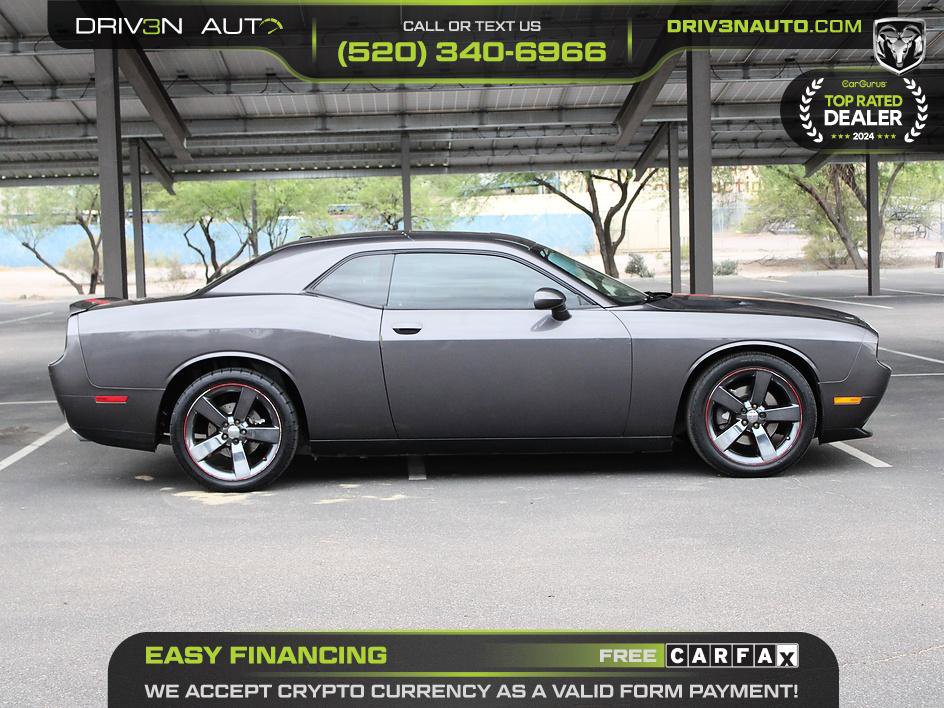 Used 2013 Dodge Challenger SXT RWD image 8