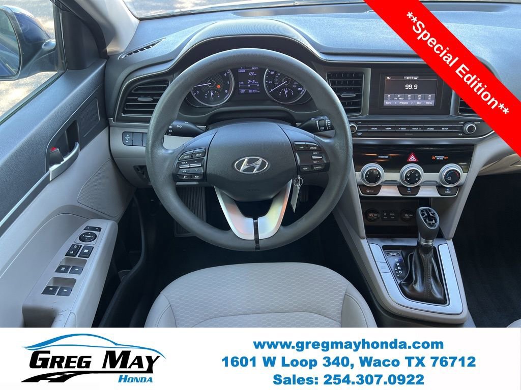 Used 2019 Hyundai Elantra SE image 17