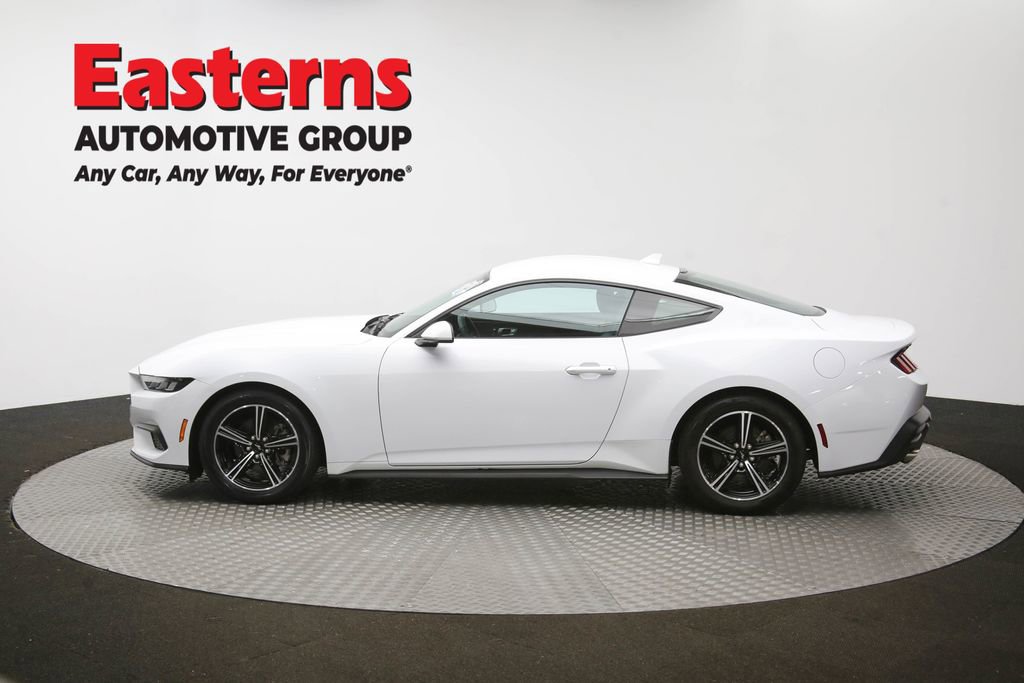 Used 2025 Ford Mustang Coupe image 58