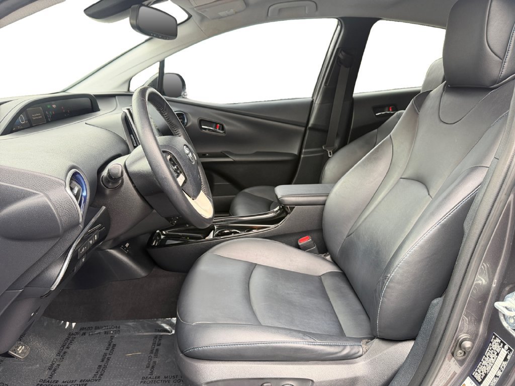 Used 2018 Toyota Prius Four Touring FWD image 10